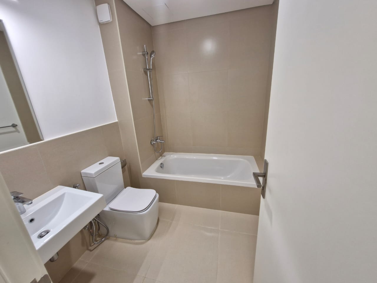 ✨ Luxurious Duplex for Rent in Sedra (Roshn) 🏡